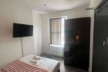 פנסיון Town Centre Private Room 3