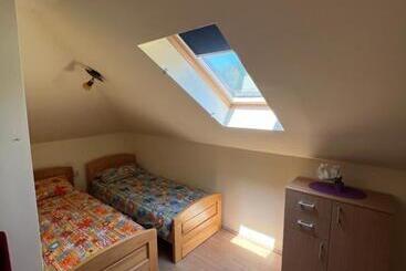 هتل آپارتمان Victory Pool House