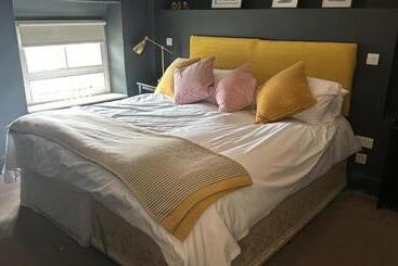 Bed and Breakfast El Camino Suites