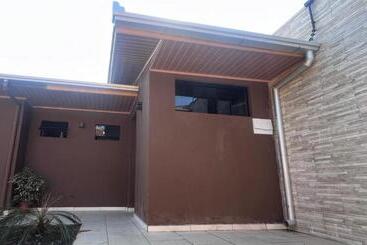 بنسيون Quartos Da Sil