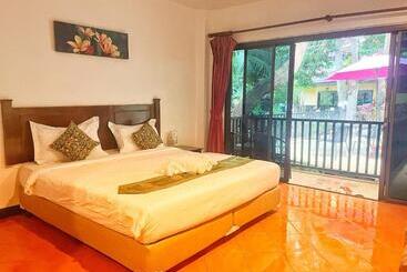 리조트 Patong Beautiful Pool Villa