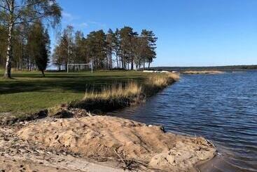 צימר Pensionat Grankullavik