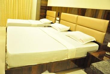 هتل Pai Residency