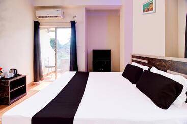 בית מלון כפרי Oyo Unwind Homestay