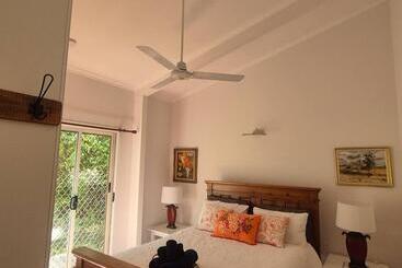 펜션 Cairns Wildlife Guesthouse