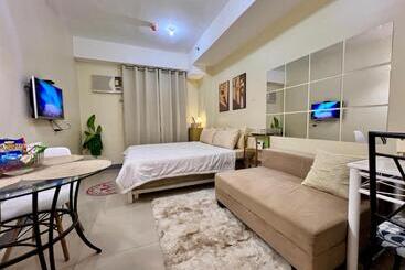 هتل آپارتمان Staycation Condotels For Travellers Near Airport