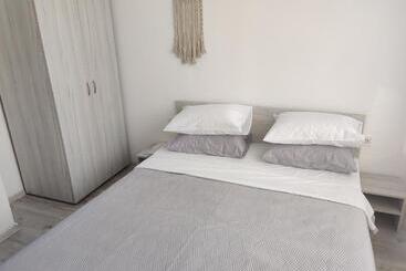 Апарт-отель Guest Rooms Pp
