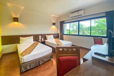 Отель The Ligor City