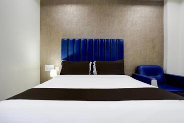 酒店 Super Townhouse Khammam Formerly Bluemoon