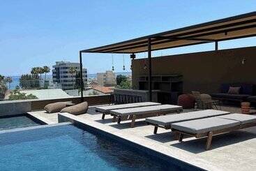 아파트호텔 Alinea Diono Historic Center