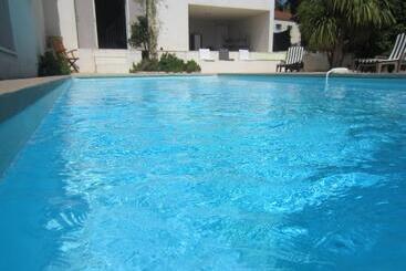 ベッドアンドブレックファースト La Fille Du Berger