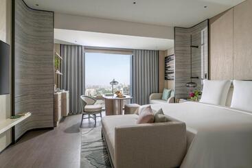 Four Seasons Hotel Hangzhou At Hangzhou Centre