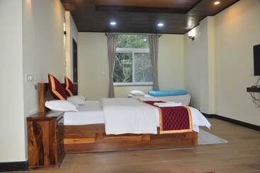 בית מלון כפרי Neervana Resort