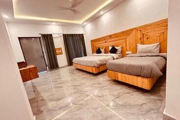 ホテル On The Edge