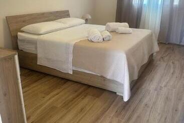 פנסיון Case Vacanze Gloria