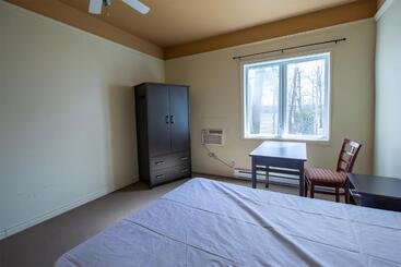 膳宿费 Room In Studio   Varenne Hotel Private Double Room 3