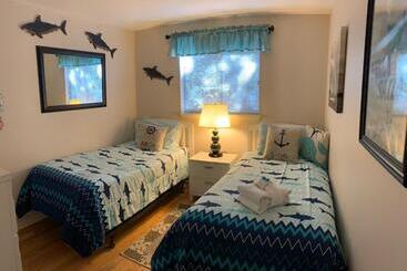 公寓式酒店 Beautiful Hilton Head Condo, Steps From Ocean, 1st Floor, 2bd / 2ba, And More!