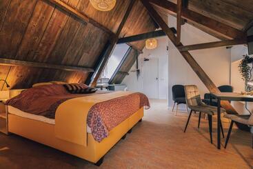 Bed and Breakfast Le Petit Hotel Zunne