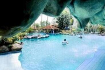 酒店 Danau Toba International Parapat