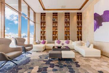 Lavande Hotel Foshan West Station Shishan Zhaoda