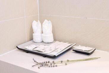 Lavande Hotel Maoming High Speed Railway Station Xinfu Road