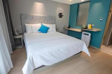 Magnotel Taizhou Shifu Avenue