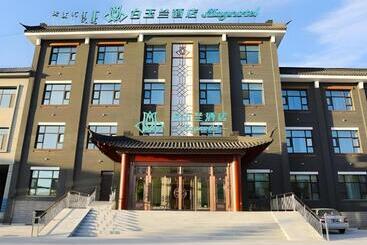 Magnotel Wulanhaote Hanshan Dong Street