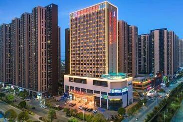 Venus Royal Hotel Guangdong Zhongshan Dongfeng Center