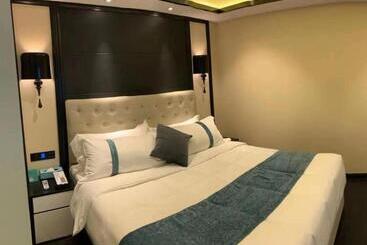 Xana Hotelle Wuxi Railway Station Zhongshan Road