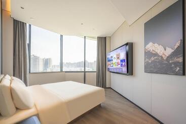 Atour Hotel Nanchang Chaoyang Jiuzhou Tianhong