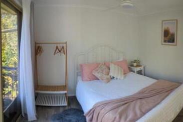 펜션 Amamoor   Living Waters