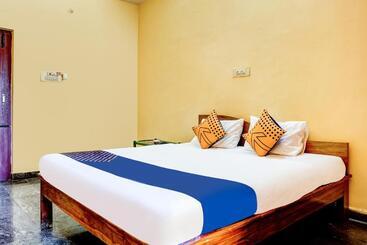 酒店 Oyo Sk Homestays