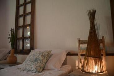 هاستل Pousada Jacarandá