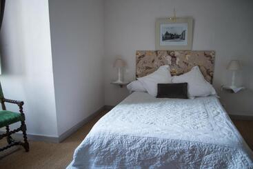 Bed and Breakfast Chateau De Durtal