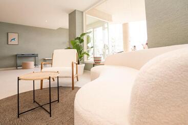 هتل Atlante Sanxenxo Boutique