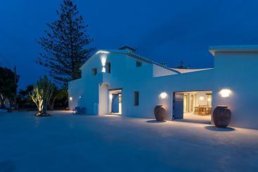 مبيت وإفطار Boho Suites Denia