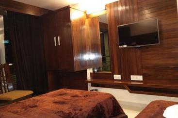هتل Fab Rest Inn