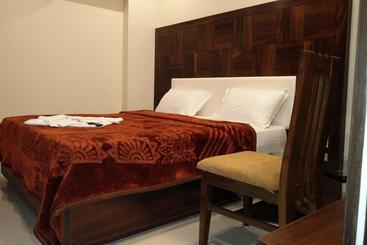 هتل Fab Rest Inn