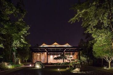 Muise Tented Camp Resort