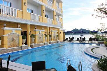 Sunlight Hotel Coron