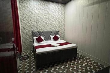 ホテル Braj Sarthi Dhaam