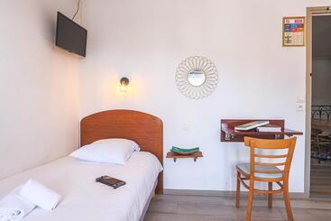 فندق Hôtel Fine