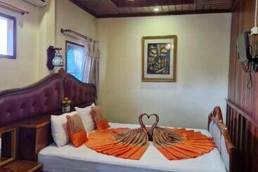 منتجع Wooden House