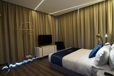 ホテル Best Stay At Kozi Square