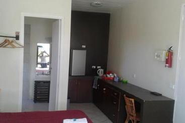 تختخواب و صبحانه Island Accommodation Nadi