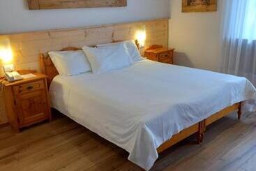 Отель Albergo Scoiattolo