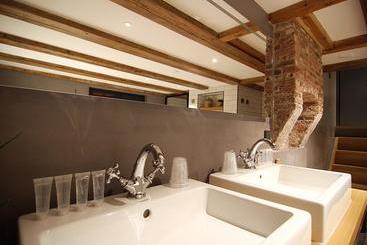 هتل Authentic Farmhouse   De Vergulden Eenhoorn