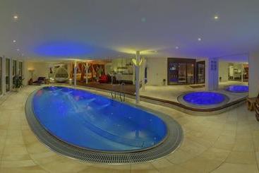 هتل Suites & Spa