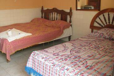 فندق Posada Escarcega