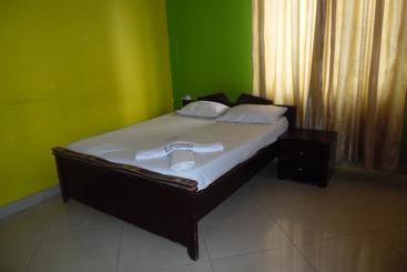 هتل Lamada Apartments